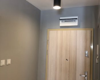 zamontowane oświetlenie w krakowskim mieszkaniu